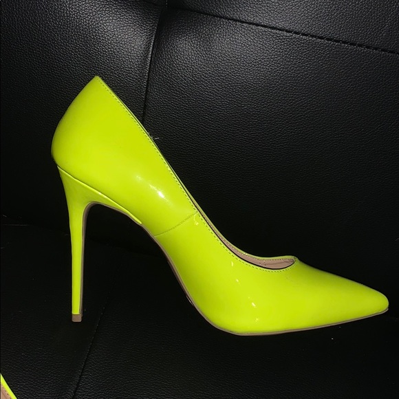 neon pumps forever 21